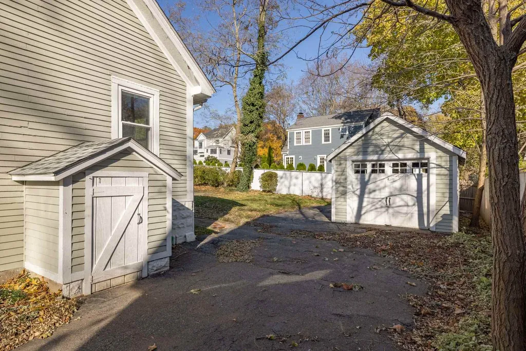 25 Woodworth Avenue Portsmouth NH 03801
