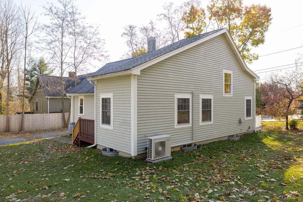 25 Woodworth Avenue Portsmouth NH 03801