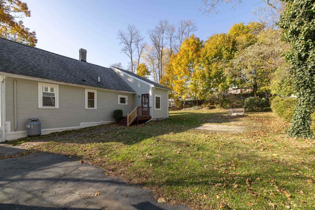 25 Woodworth Avenue Portsmouth NH 03801