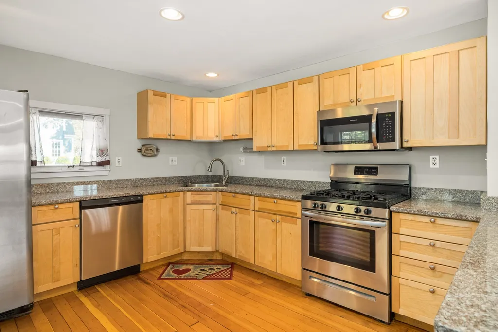 25 Woodworth Avenue Portsmouth NH 03801