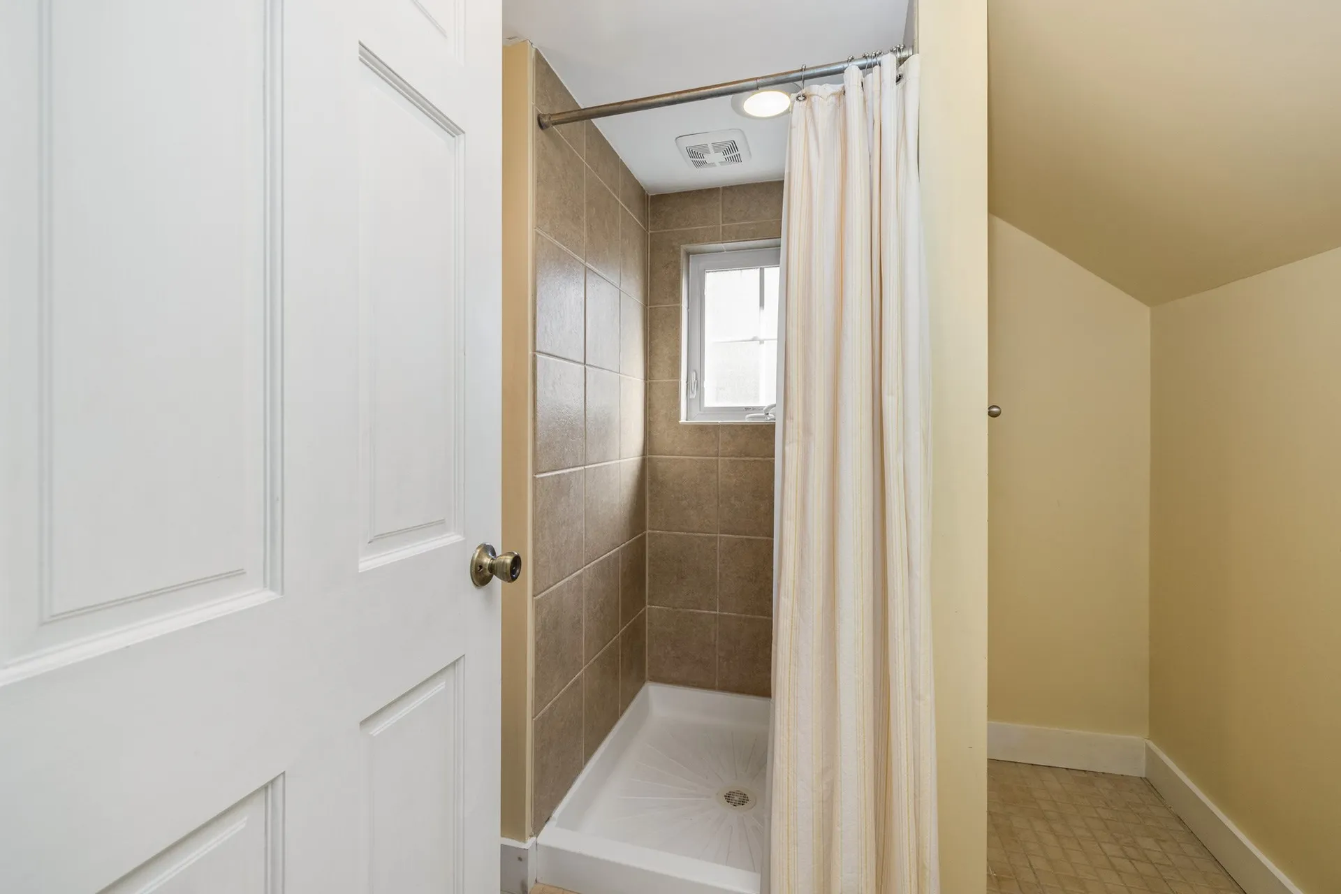 25 Woodworth Avenue Portsmouth NH 03801