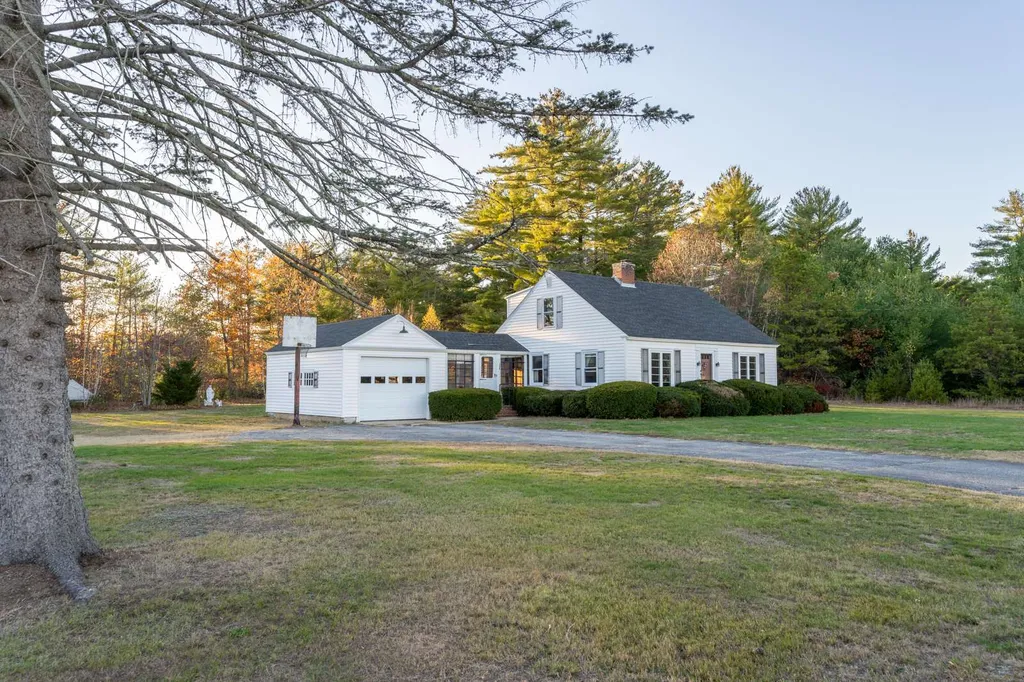 148 Chestnut Hill Road Rochester NH 03867