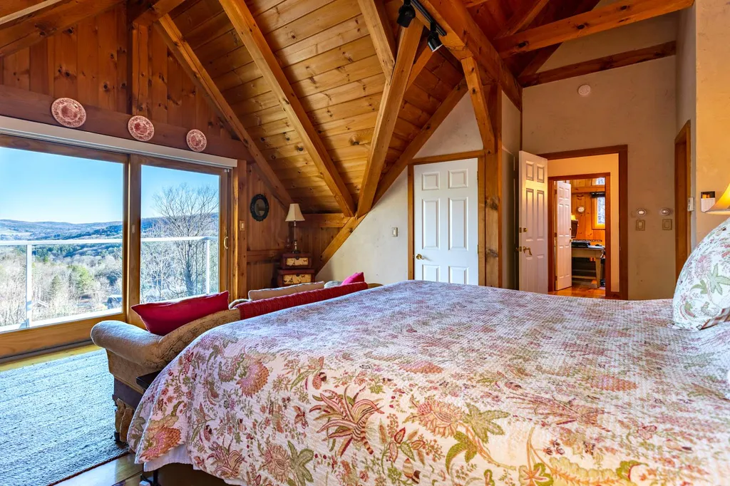 326 Hall Circle Woodstock VT 05091