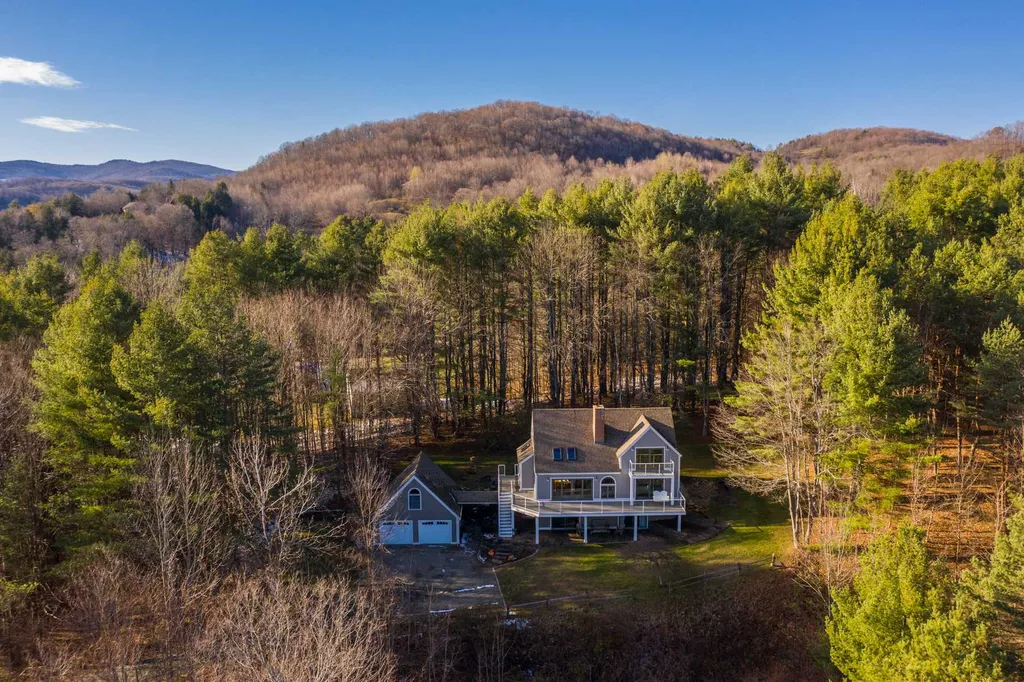 326 Hall Circle Woodstock VT 05091