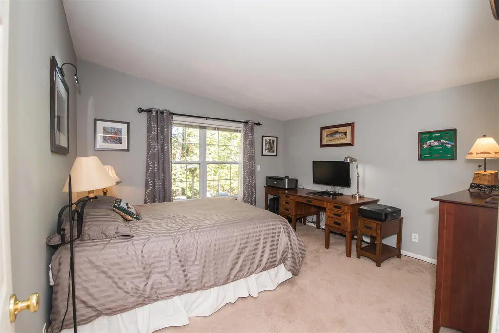 21 Charleston Ridge Hampstead NH 03841