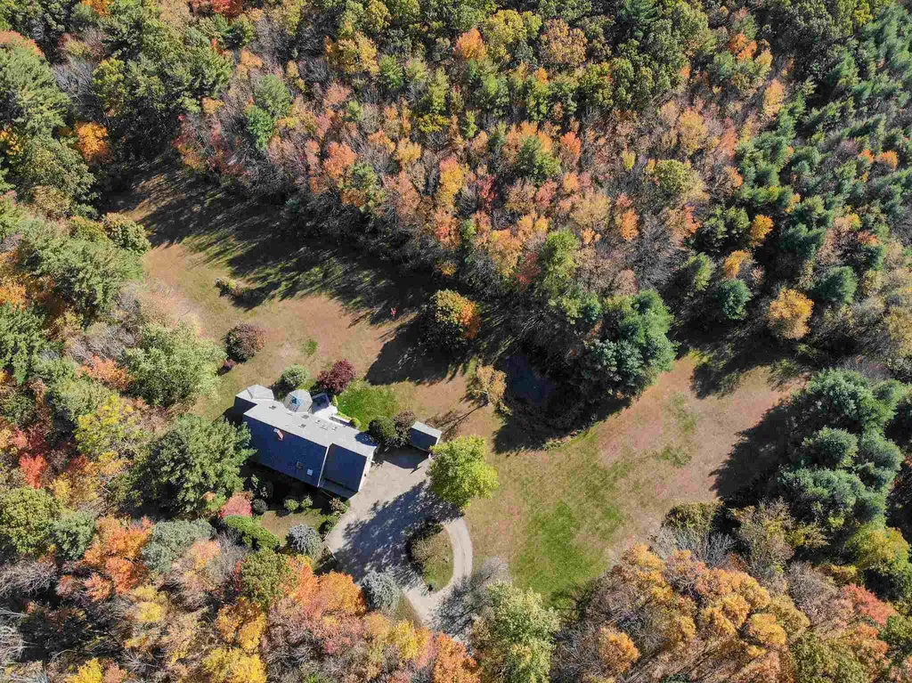 16a Hobbs Road North Hampton NH 03862