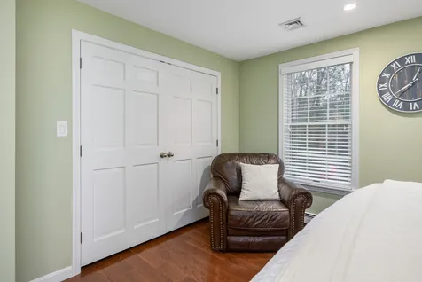 26 Gifford Farm Road Stratham NH 03885