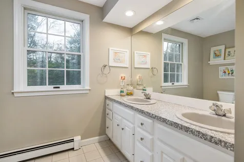 26 Gifford Farm Road Stratham NH 03885