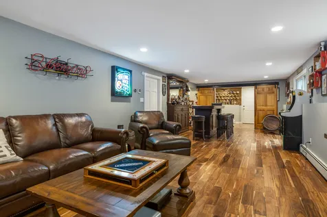 26 Gifford Farm Road Stratham NH 03885