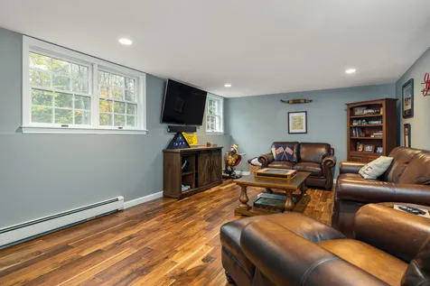 26 Gifford Farm Road Stratham NH 03885