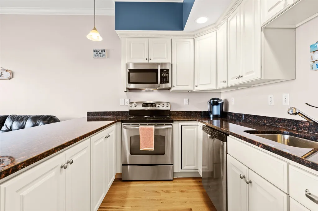 83 Ocean Boulevard Hampton NH 03842