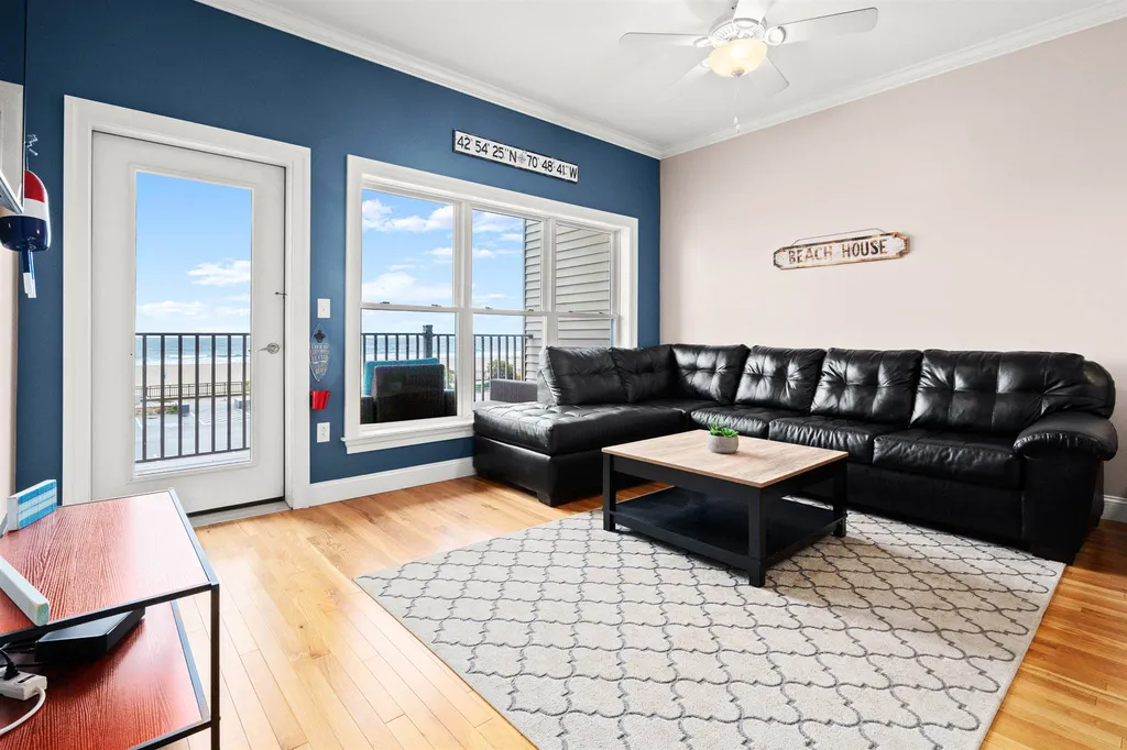 83 Ocean Boulevard Hampton NH 03842