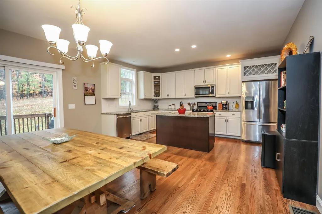 20 Overlook Drive Dunbarton NH 03046