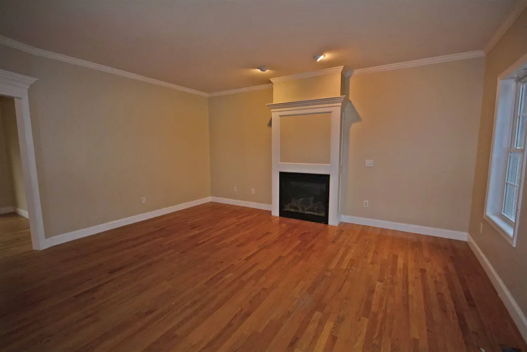 63 Erik Street Merrimack NH 03054-6805