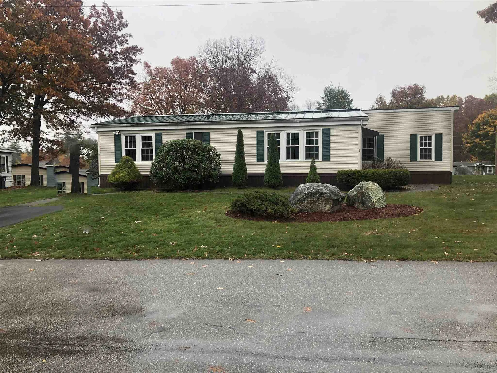 3 Glen Drive Hampstead NH 03841
