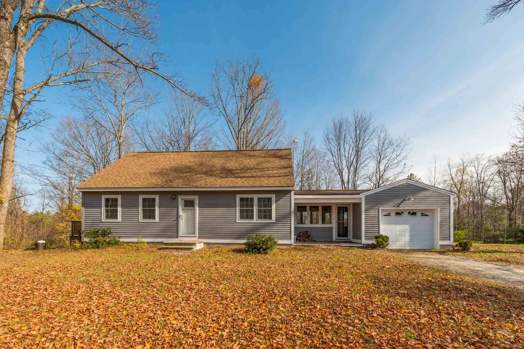 18 Poor Farm Hill Road Newbury NH 03255