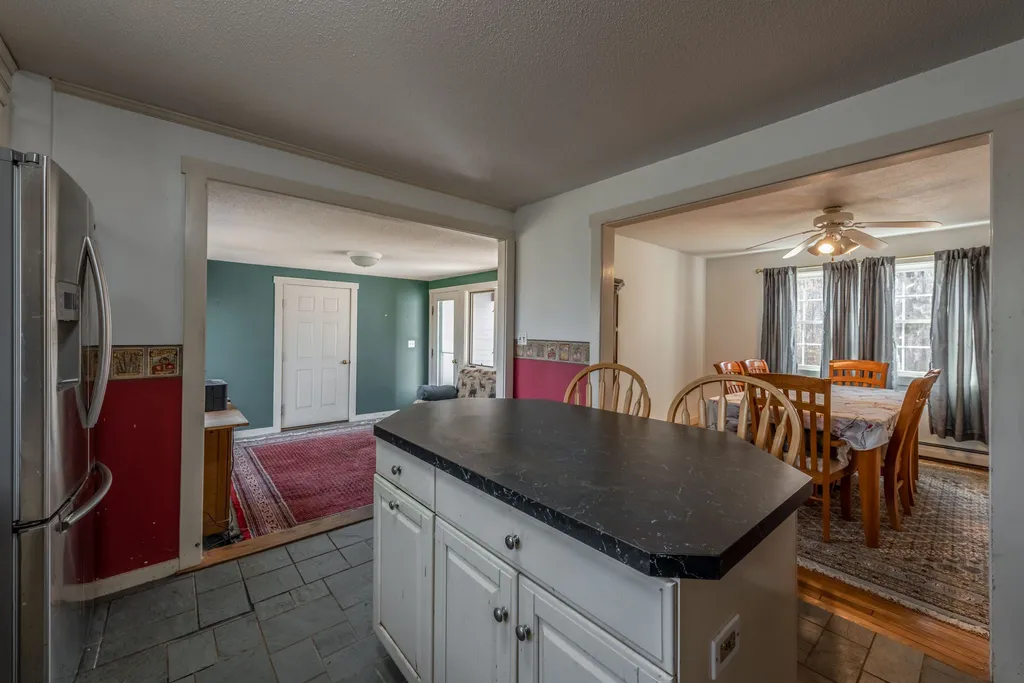 18 Poor Farm Hill Road Newbury NH 03255