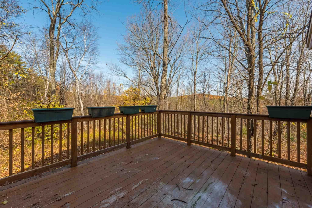 18 Poor Farm Hill Road Newbury NH 03255