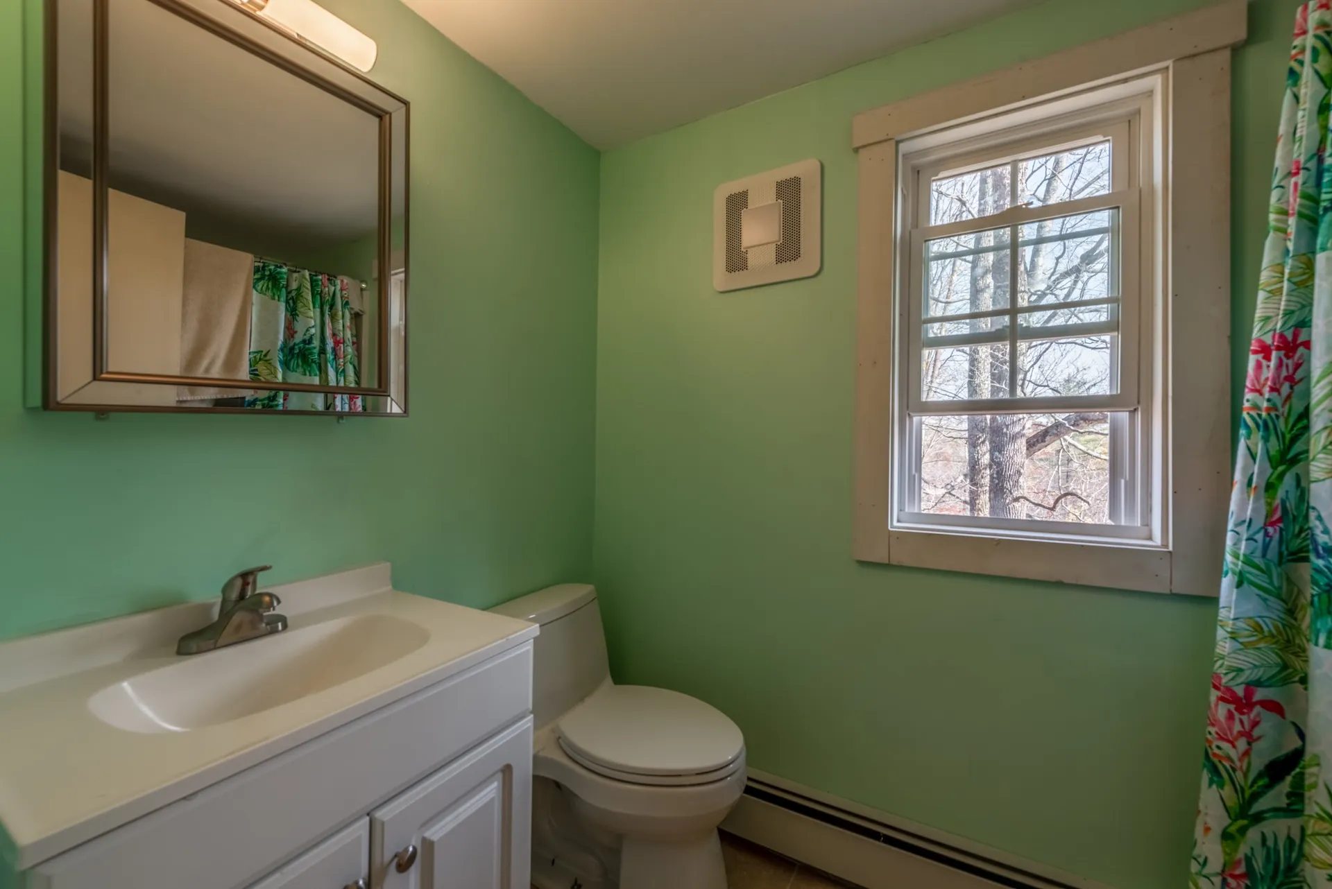 18 Poor Farm Hill Road Newbury NH 03255