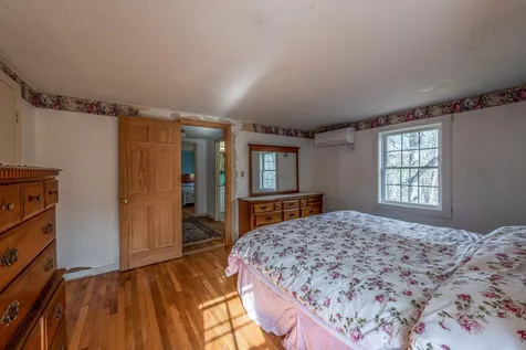 18 Poor Farm Hill Road Newbury NH 03255