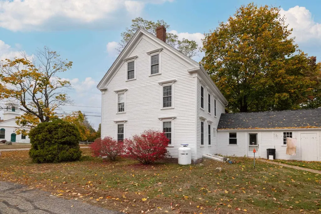 317 Nimble Hill Road Newington NH 03801