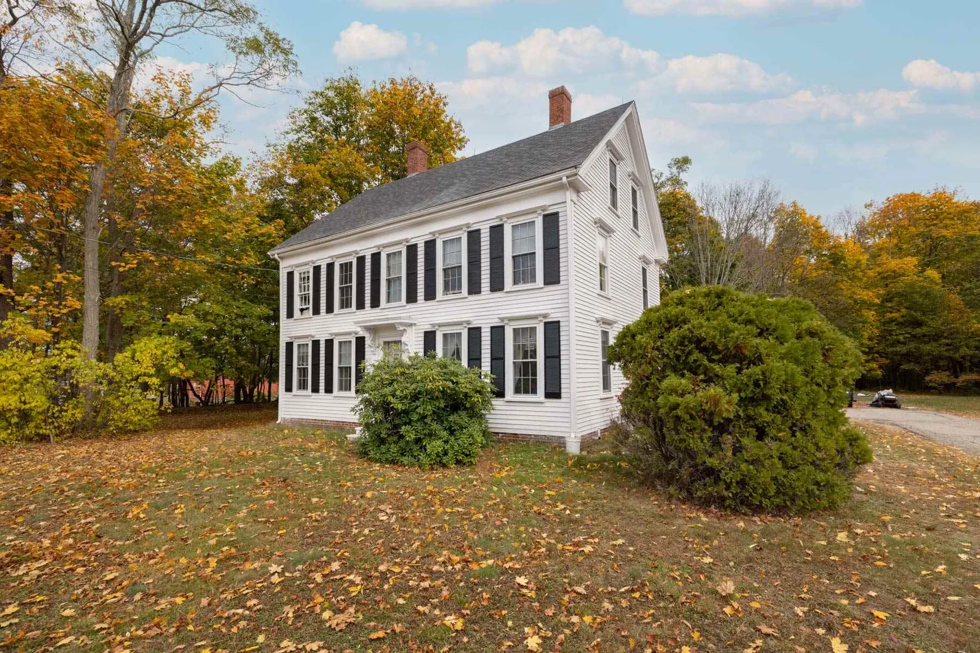 317 Nimble Hill Road Newington NH 03801