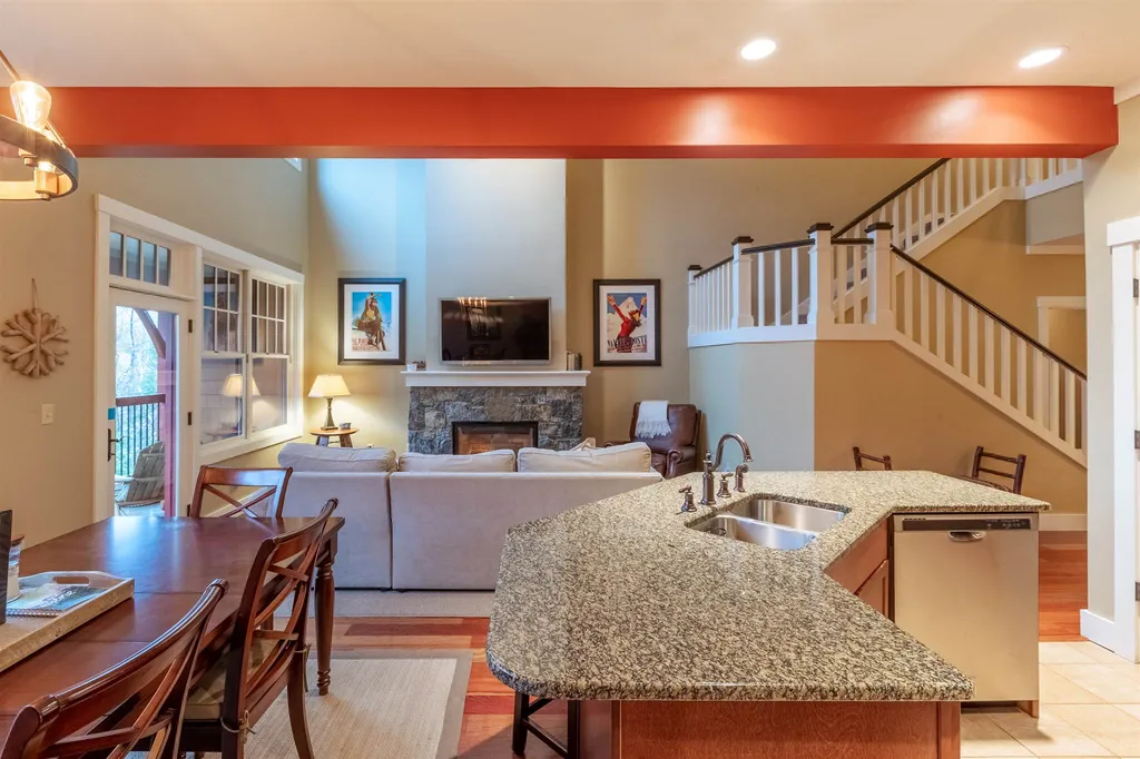 21 Riverside Terrace Lincoln NH 03251