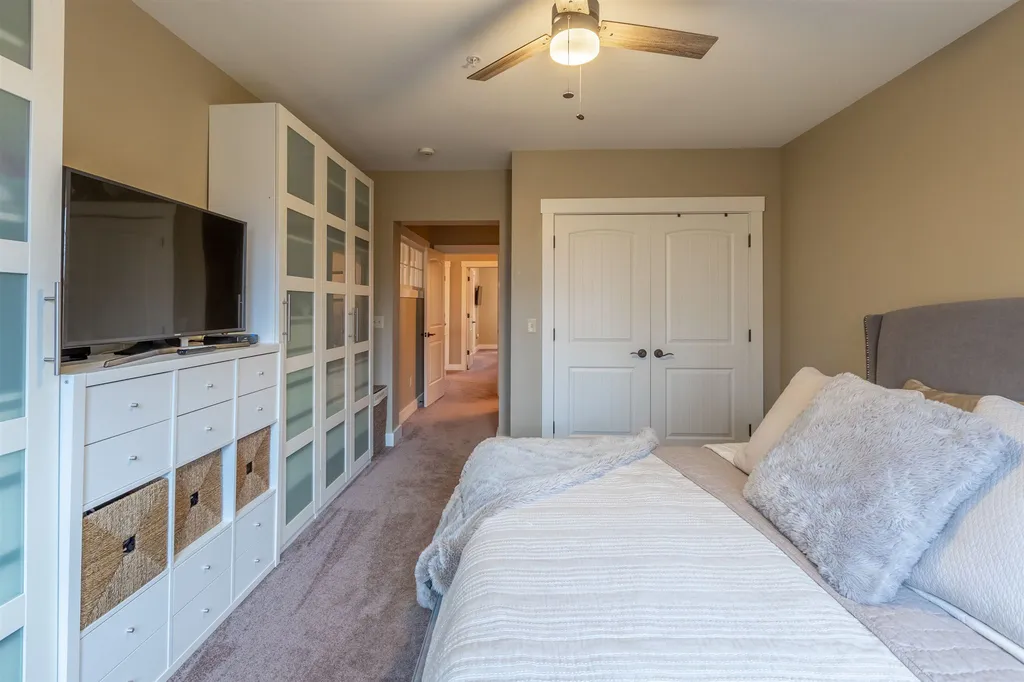 21 Riverside Terrace Lincoln NH 03251