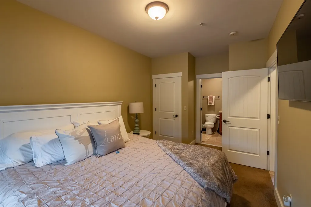 21 Riverside Terrace Lincoln NH 03251