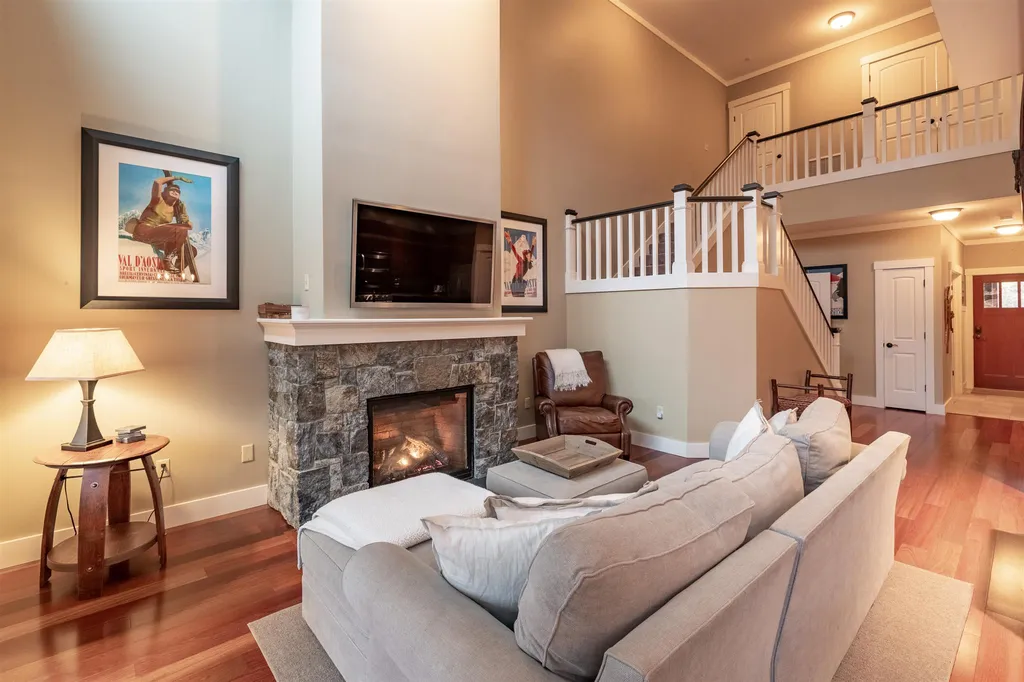 21 Riverside Terrace Lincoln NH 03251