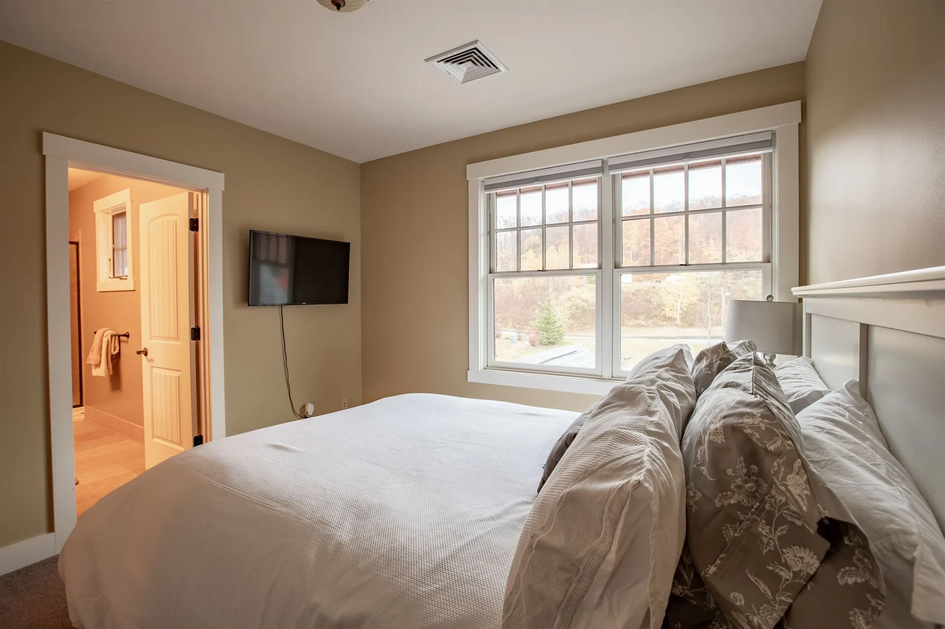 21 Riverside Terrace Lincoln NH 03251