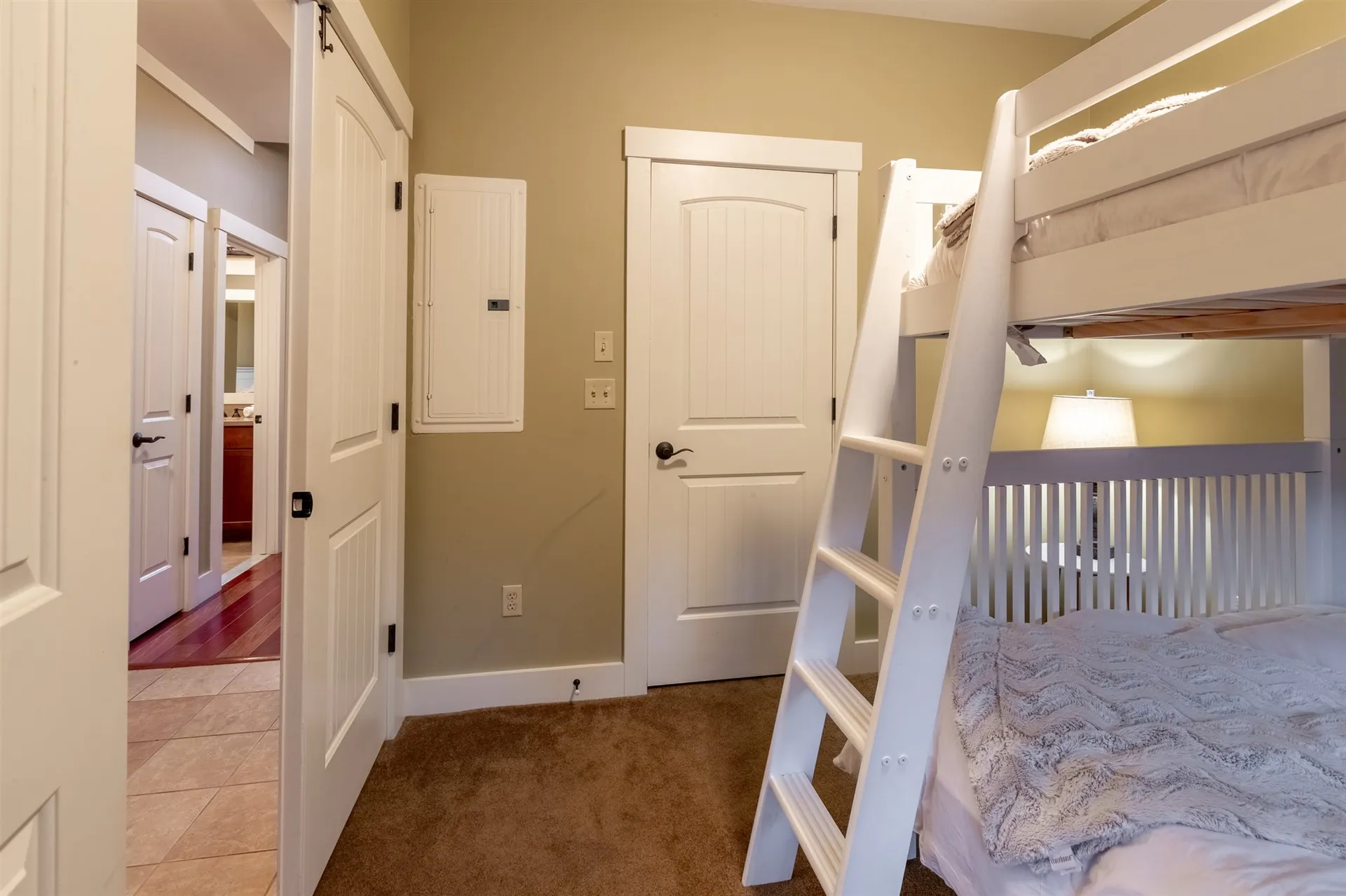 21 Riverside Terrace Lincoln NH 03251