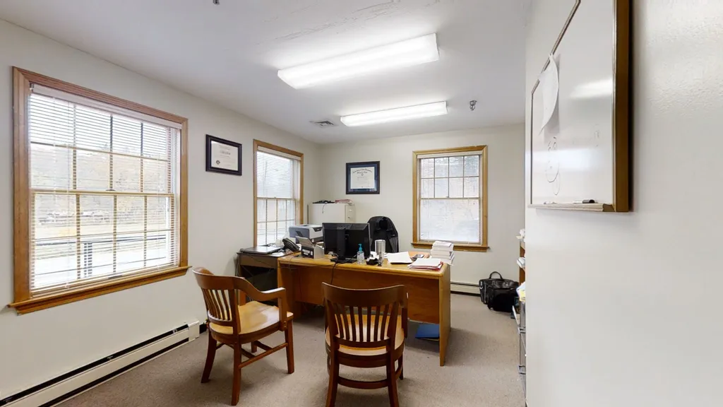 179 E Main Street Tilton NH 03276