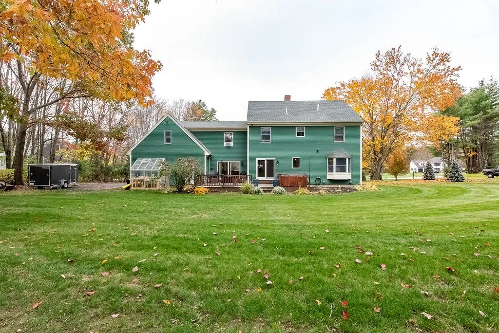 8 Reyners Brook Drive Dover NH 03820