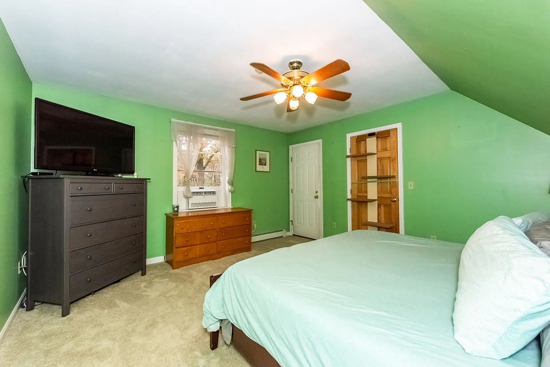 8 Reyners Brook Drive Dover NH 03820