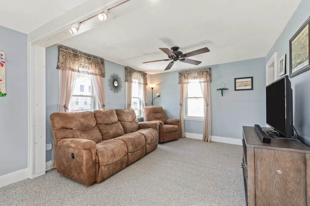 11 Rogers Street Dover NH 03820