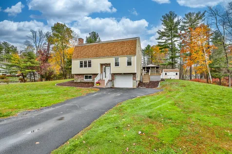 14 Rolling Ridge Road Londonderry NH 03053