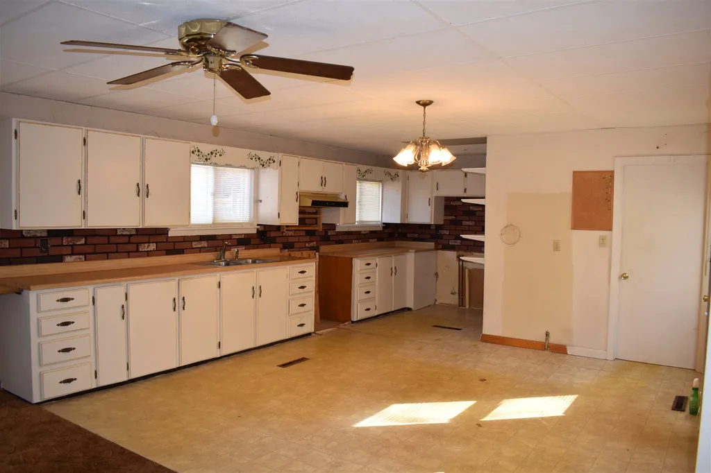 257 Mechanic Street Laconia NH 03246