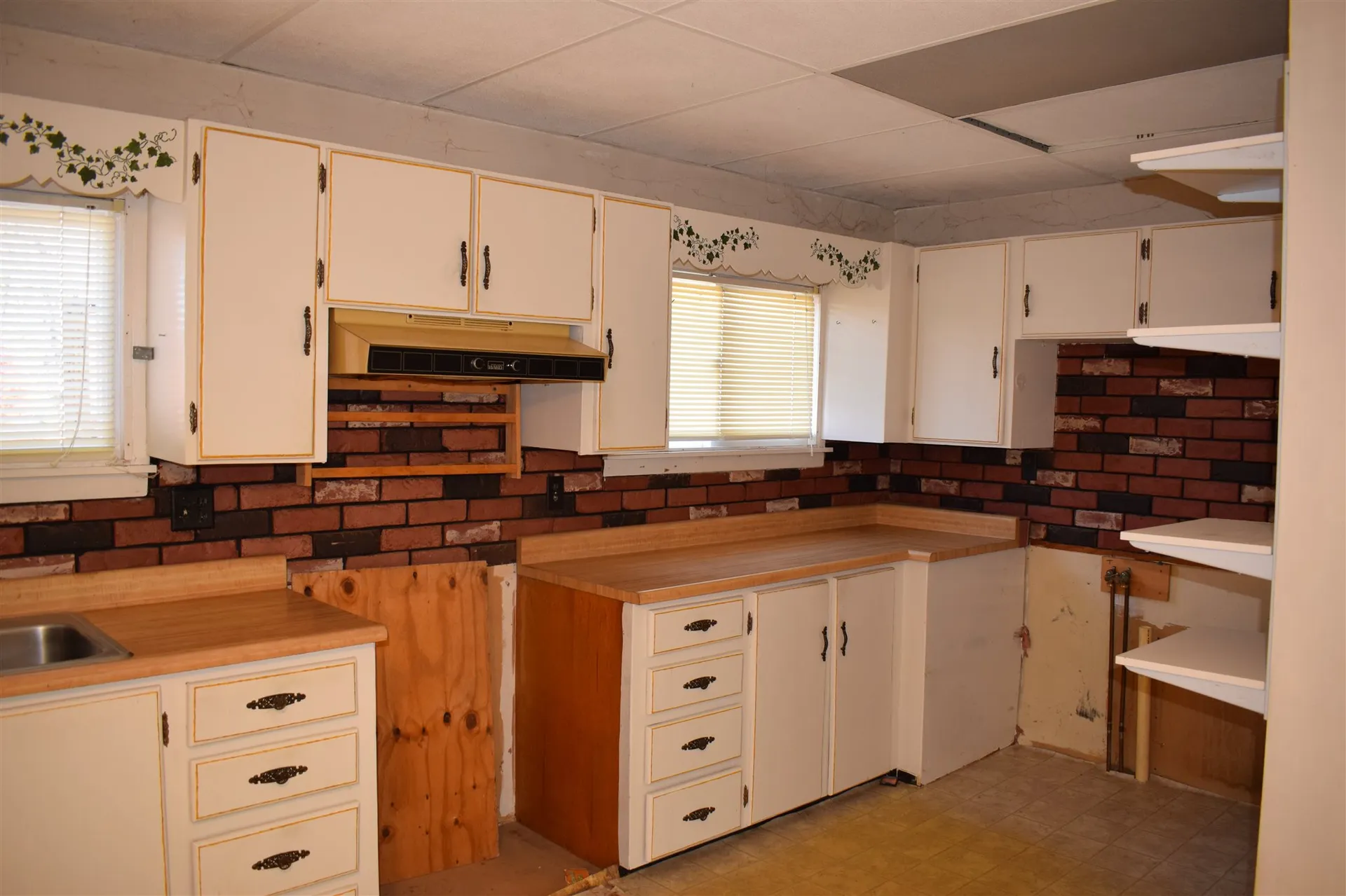 257 Mechanic Street Laconia NH 03246