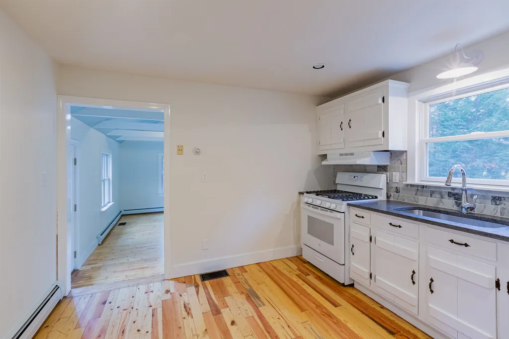 94 Grant Road Newmarket NH 03857