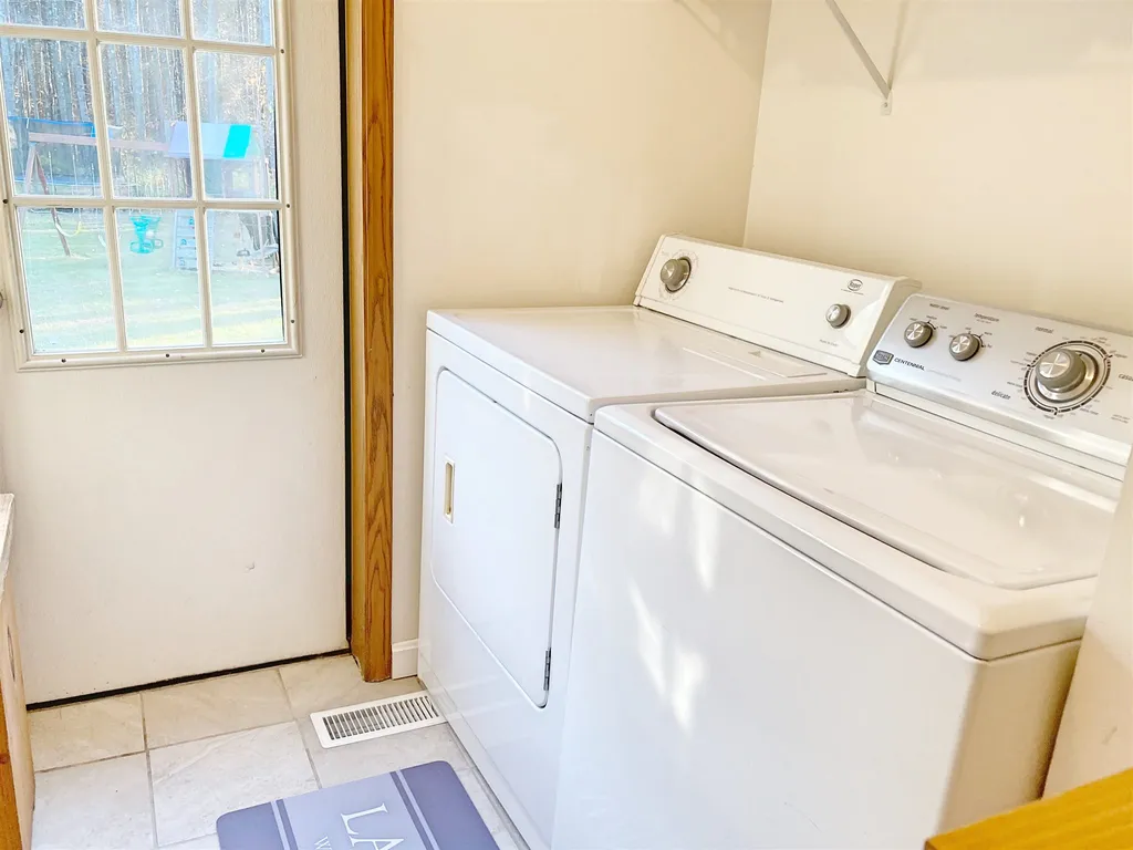 28 Boston Hill Road Andover NH 03216
