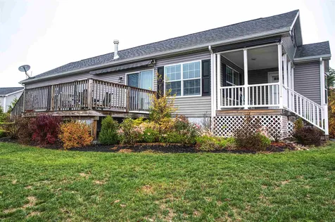 44 Linda Lane Fremont NH 03044