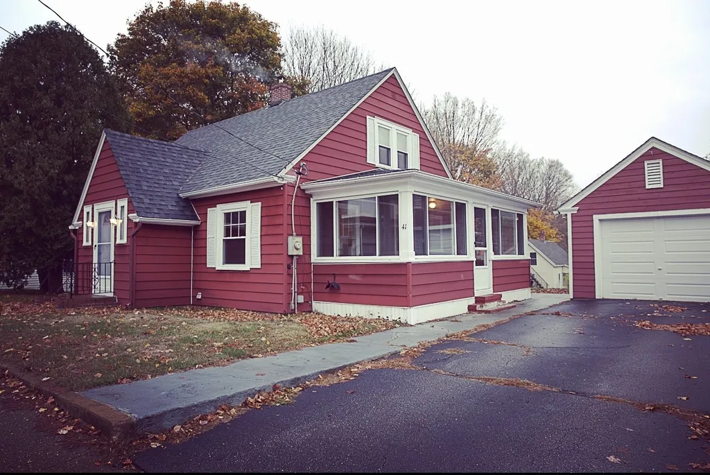 41 Mount Auburn Street Somersworth NH 03878