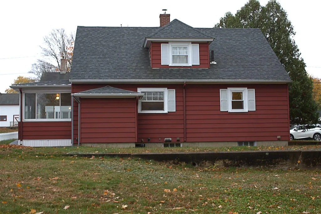 41 Mount Auburn Street Somersworth NH 03878