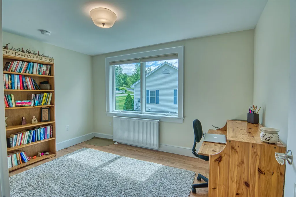 38 Ozzy Lane Hartford VT 05001