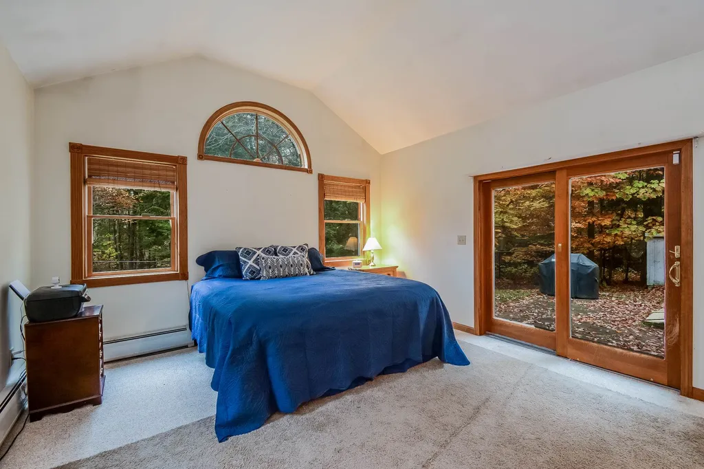 21 Chandler Circle Bow NH 03304