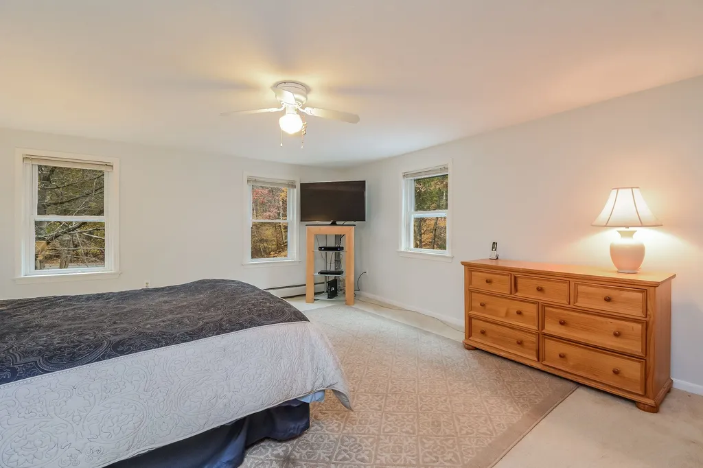 21 Chandler Circle Bow NH 03304