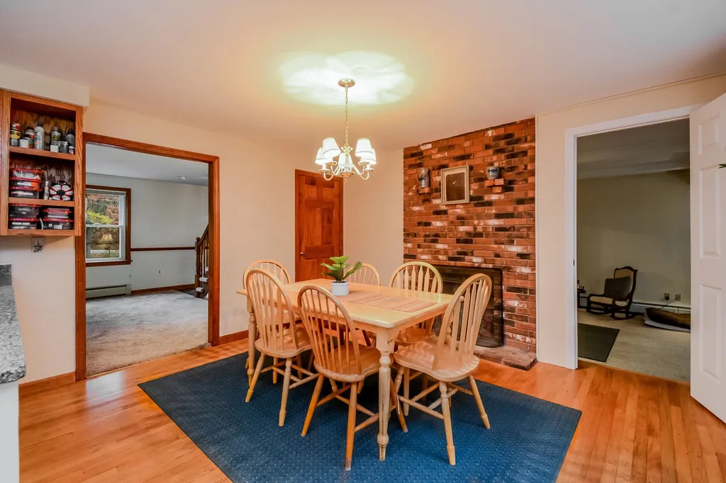 21 Chandler Circle Bow NH 03304