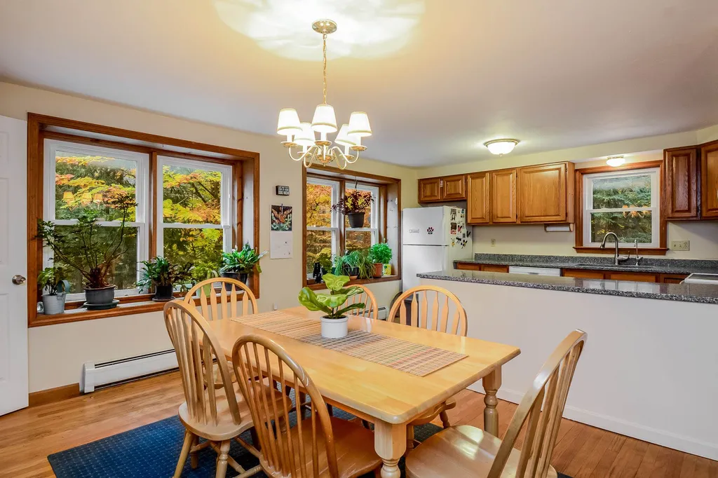 21 Chandler Circle Bow NH 03304