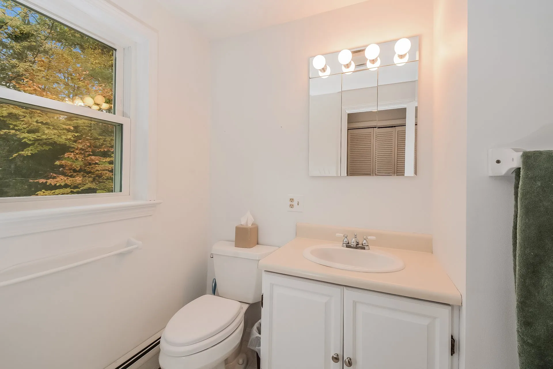 21 Chandler Circle Bow NH 03304